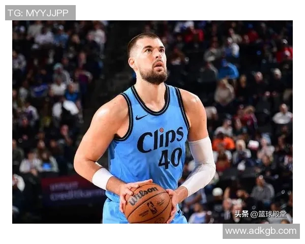 快船102-115太阳遭2喜2忧！祖巴茨克里斯蒂证明自己，5老将引绝望